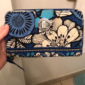 Vera Bradley wallet
